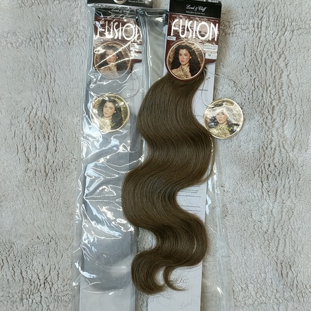 Fusion Remy body wave human hair extensions Brown